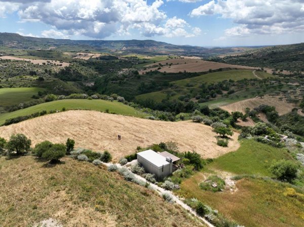 terreno edificabile in vendita a Modica