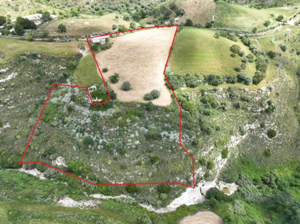 casa indipendente in vendita a Modica