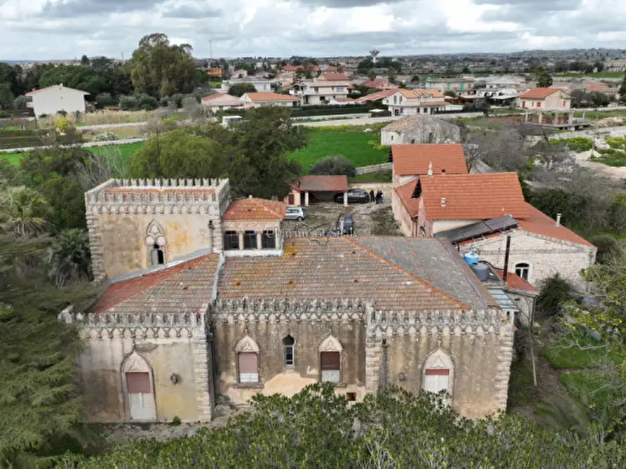 casa indipendente in vendita a Modica