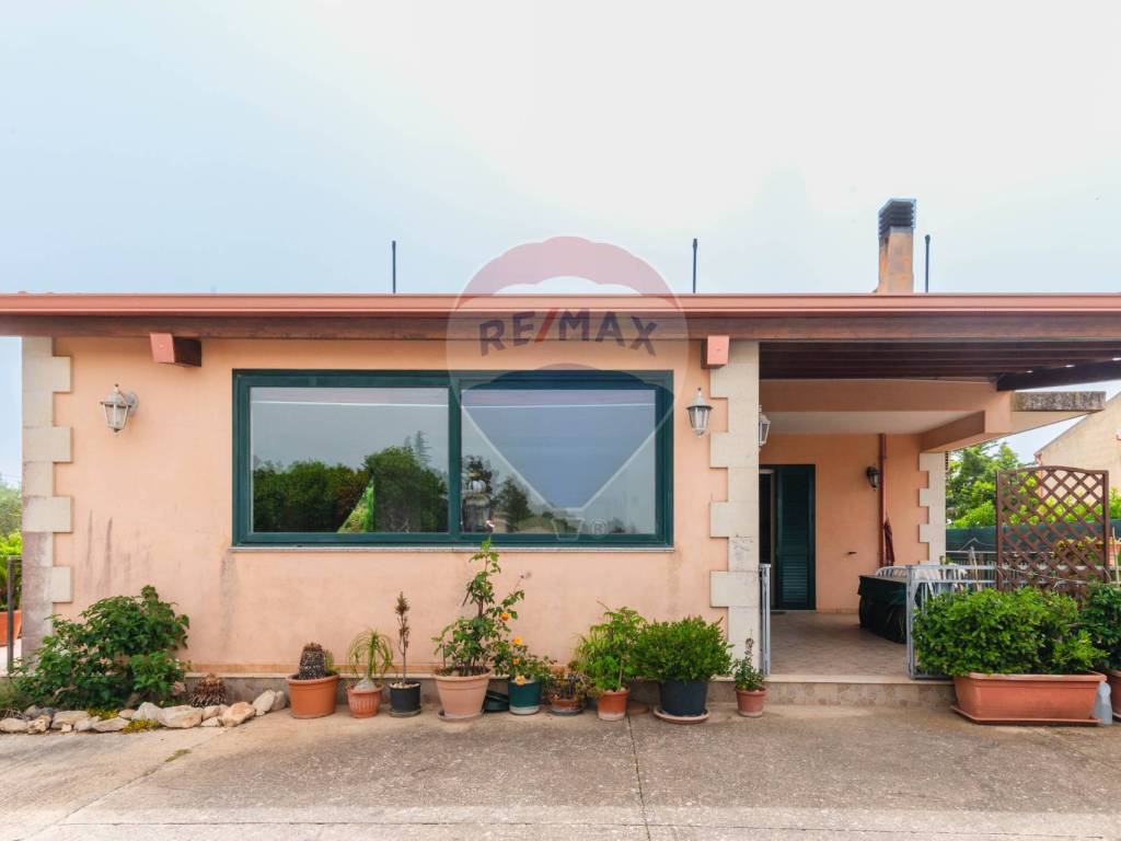 casa indipendente in vendita a Modica in zona Sacro Cuore