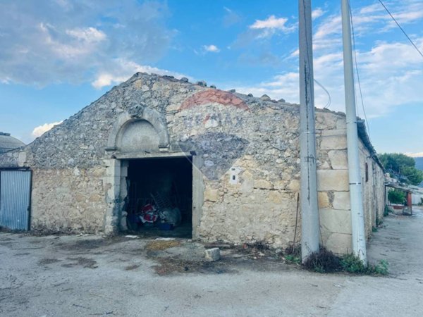 rudere in vendita a Modica in zona Modica Bassa
