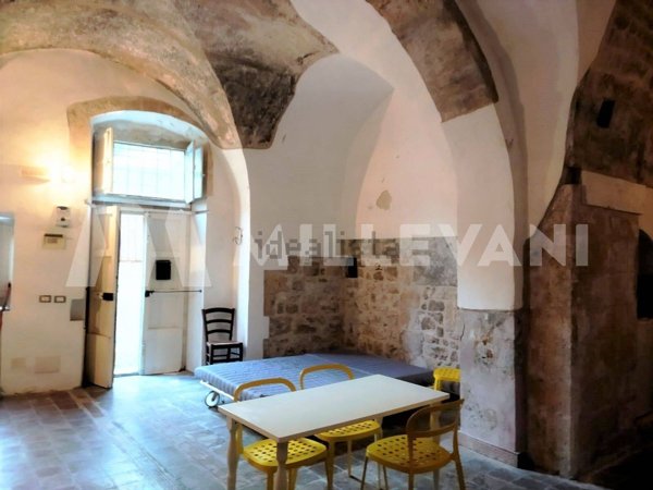 casa indipendente in vendita a Modica in zona Modica Bassa