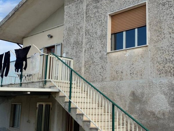 casa indipendente in vendita a Modica in zona Frigintini