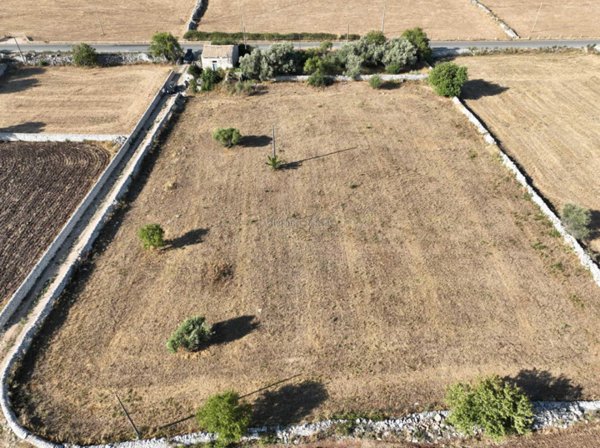 casa indipendente in vendita a Modica