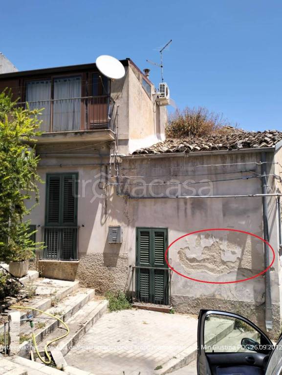 appartamento in vendita a Modica in zona Modica Alta