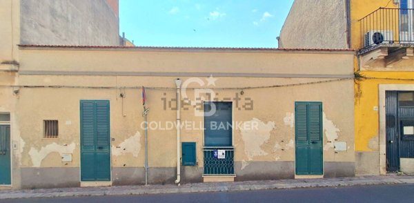 casa indipendente in vendita a Modica in zona Modica Alta