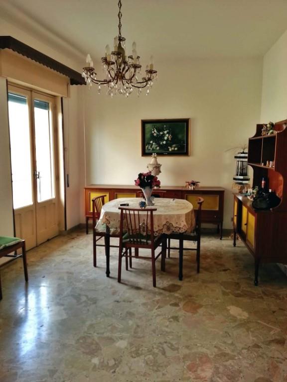 casa indipendente in vendita a Modica in zona Modica Alta
