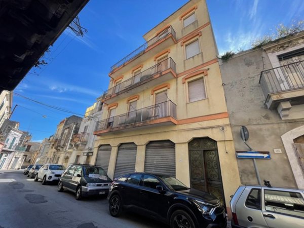 appartamento in vendita a Modica in zona Modica Alta