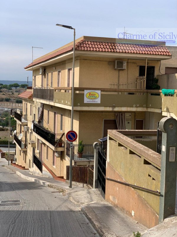 appartamento in vendita a Modica in zona Sacro Cuore