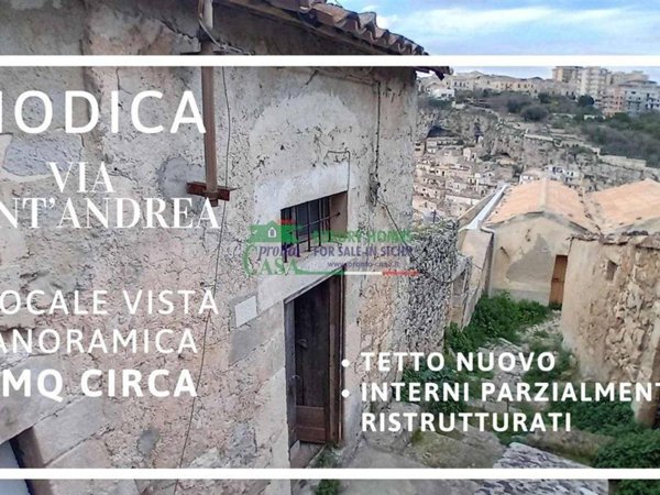 casa indipendente in vendita a Modica in zona Modica Bassa