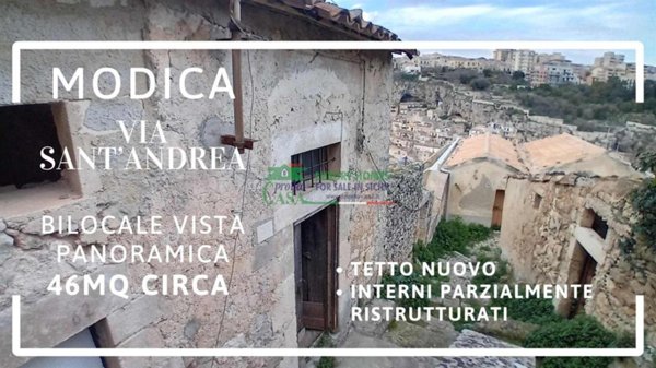 casa indipendente in vendita a Modica in zona Modica Bassa