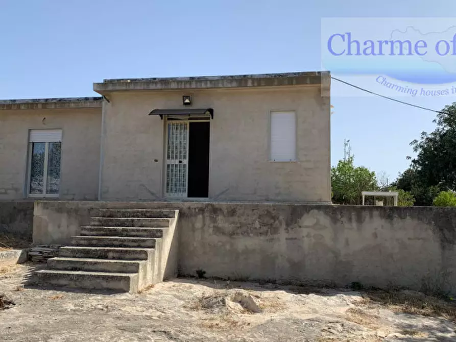 casa indipendente in vendita a Modica