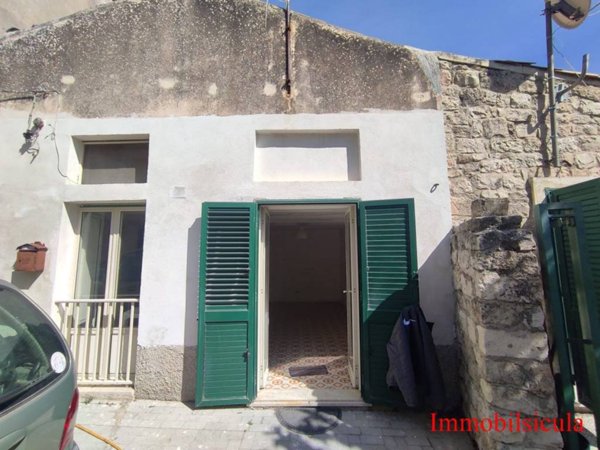 casa indipendente in vendita a Modica in zona Modica Alta