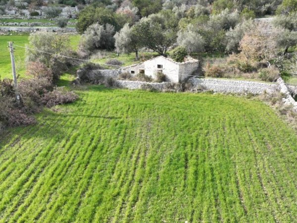 casa indipendente in vendita a Modica in zona Modica Alta