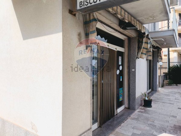 locale commerciale in vendita a Modica in zona Modica Alta