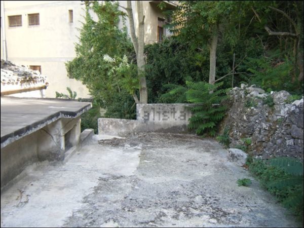 casa indipendente in vendita a Modica in zona Modica Bassa