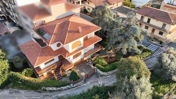 casa indipendente in vendita a Modica in zona Sacro Cuore