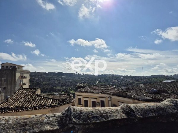 appartamento in vendita a Modica in zona Modica Alta