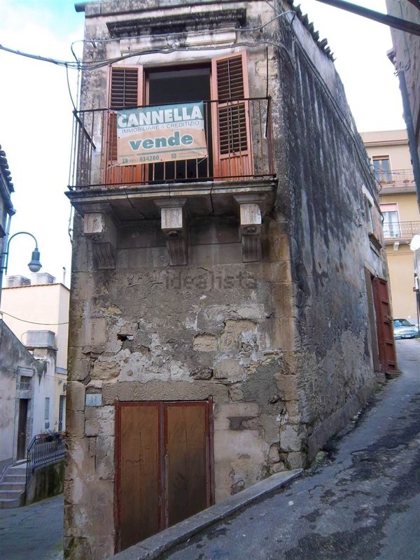 casa indipendente in vendita a Modica in zona Modica Alta