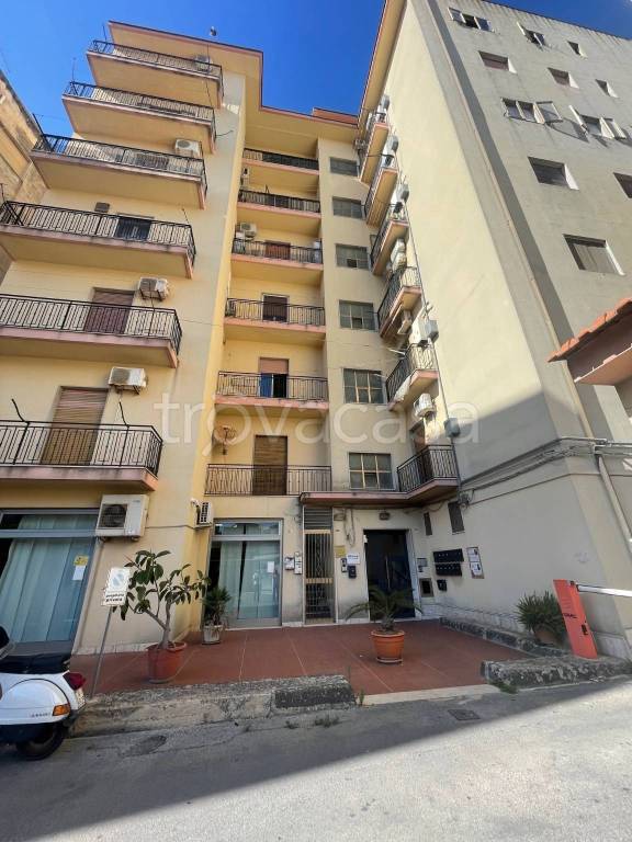 appartamento in vendita a Modica in zona Sacro Cuore