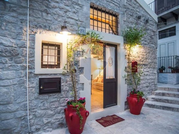 casa indipendente in vendita a Modica