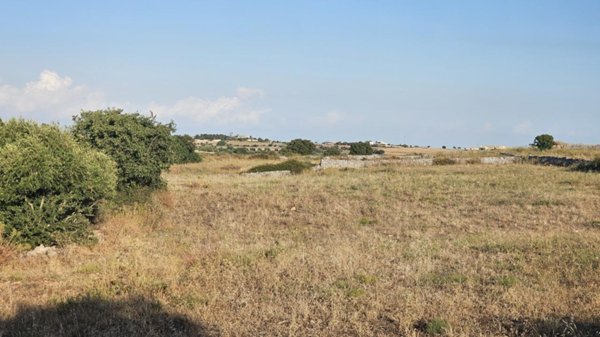 casa indipendente in vendita a Modica