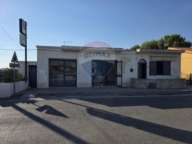 locale commerciale in vendita a Modica