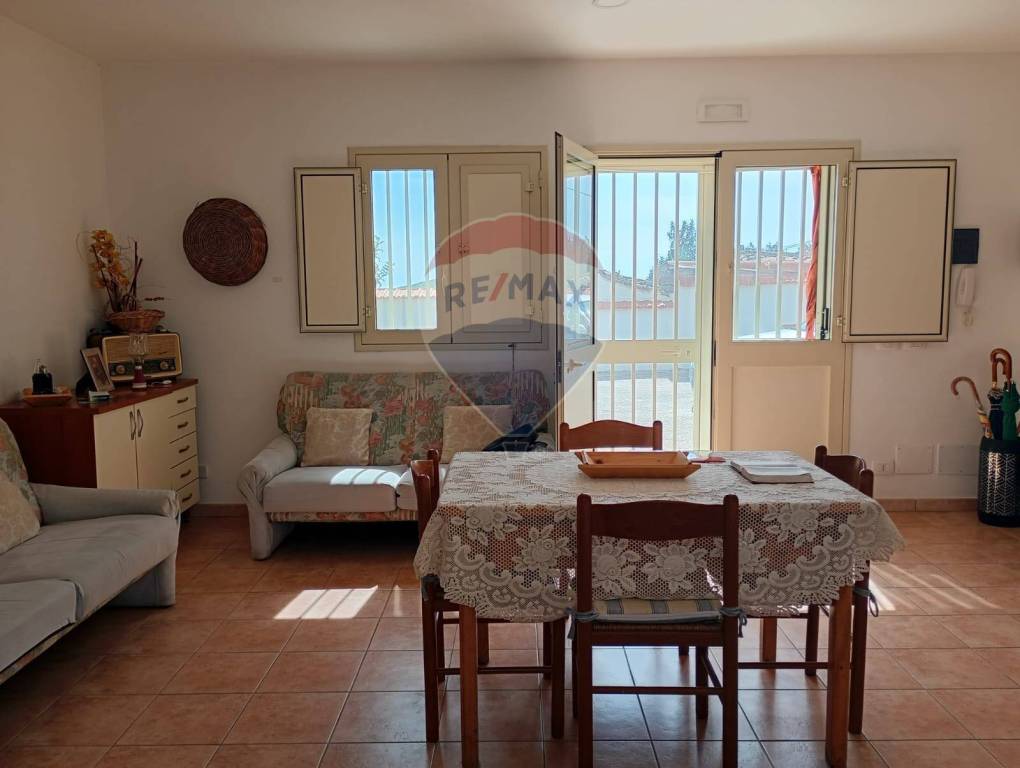 casa indipendente in vendita a Modica