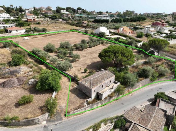 casa indipendente in vendita a Modica in zona Sacro Cuore