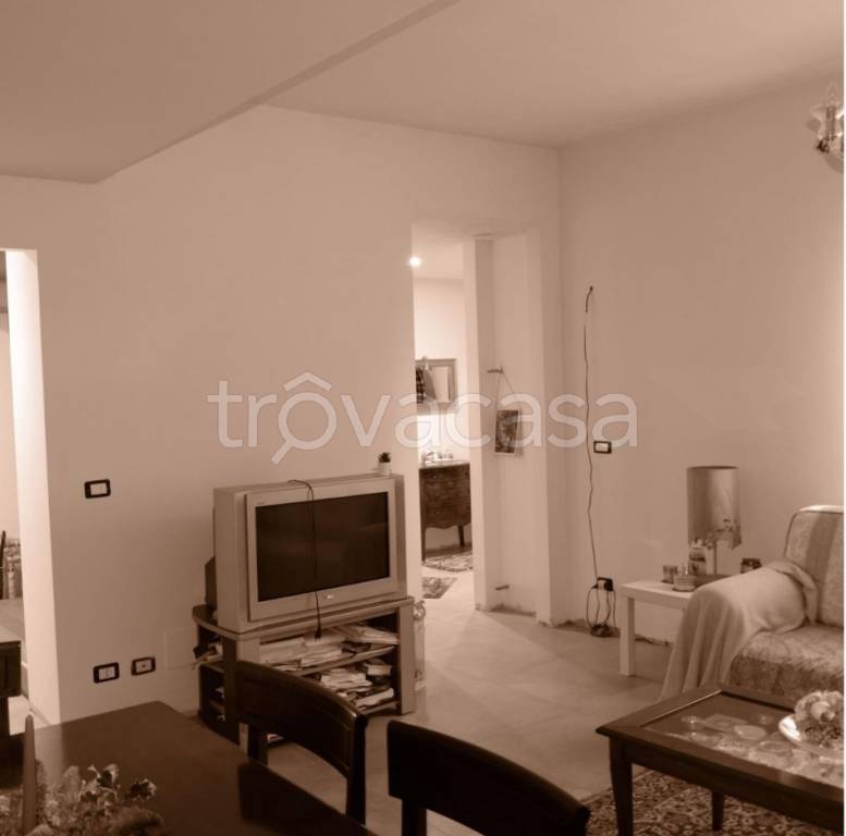 casa indipendente in vendita a Modica