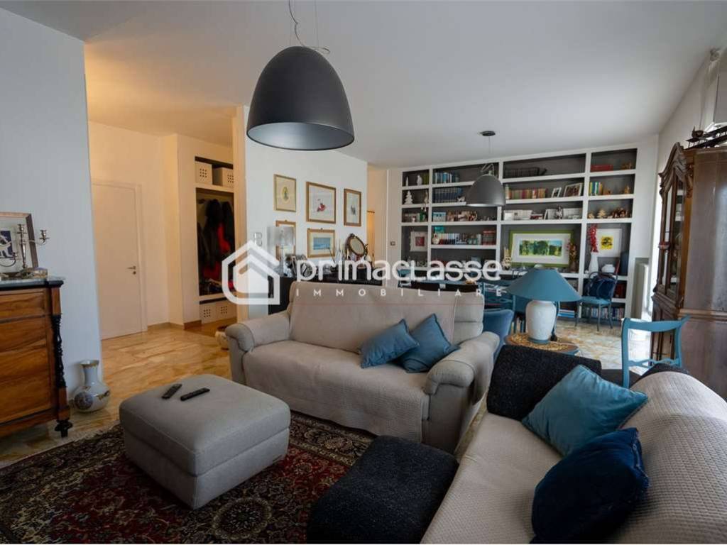 appartamento in vendita a Modica in zona Modica Alta