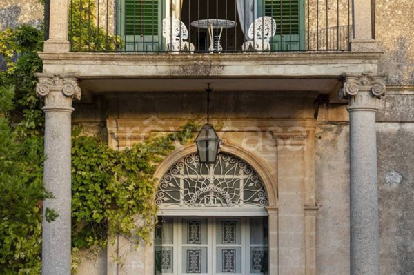 casa indipendente in vendita a Modica