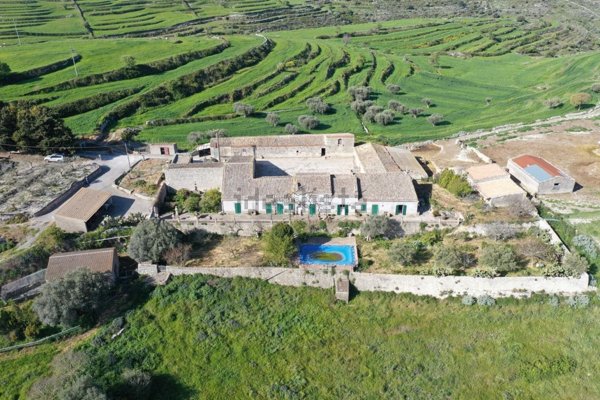 azienda agricola in vendita a Modica in zona Frigintini