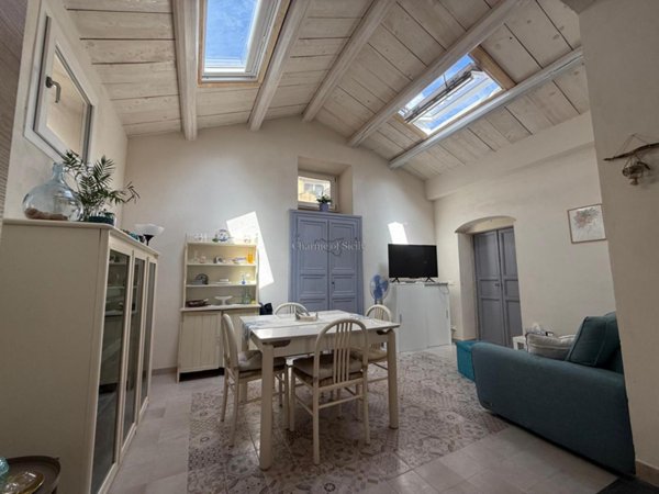 casa indipendente in vendita a Modica in zona Modica Bassa