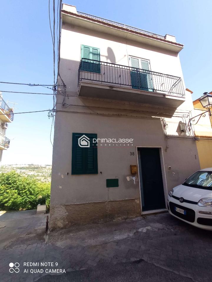 casa indipendente in vendita a Modica in zona Modica Alta