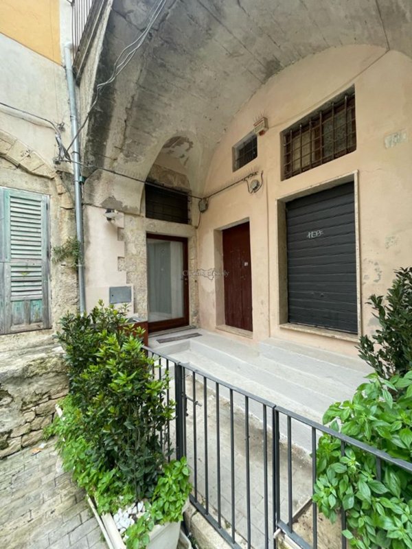 appartamento in vendita a Modica in zona Modica Bassa