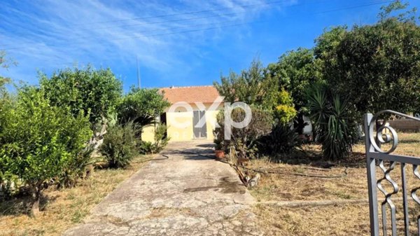 casa indipendente in vendita a Modica