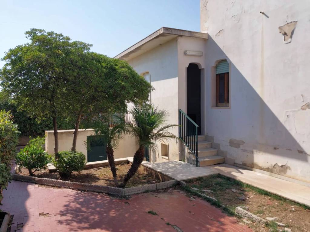 casa indipendente in vendita a Modica in zona Marina di Modica