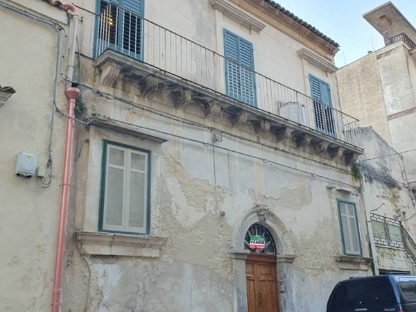 appartamento in vendita a Modica in zona Modica Bassa