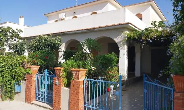 casa indipendente in vendita a Modica