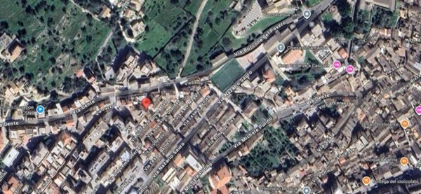 casa indipendente in vendita a Modica