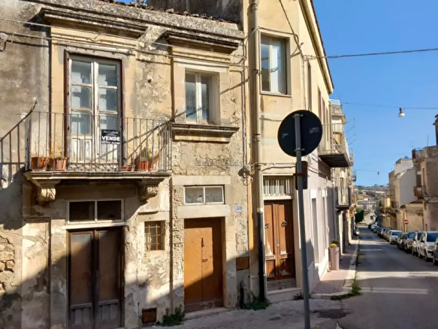 casa indipendente in vendita a Modica in zona Modica Alta