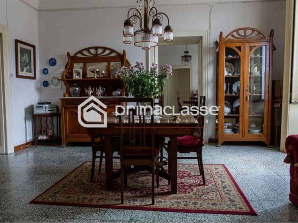 casa indipendente in vendita a Modica