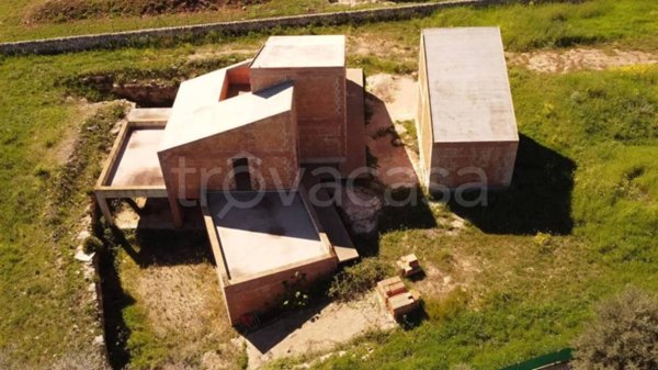casa indipendente in vendita a Modica