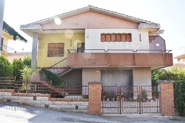 casa indipendente in vendita a Modica in zona Sacro Cuore