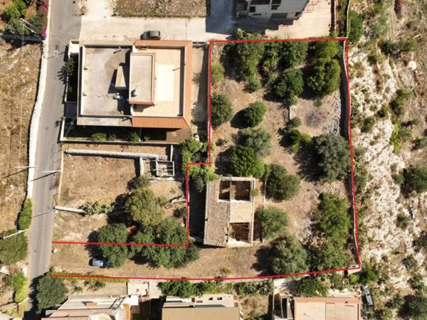 casa indipendente in vendita a Modica in zona Modica Alta