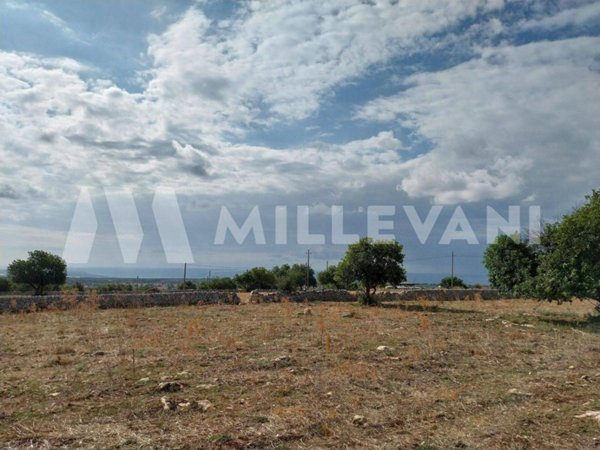 terreno agricolo in vendita a Modica in zona Sacro Cuore