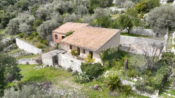 casale in vendita a Modica in zona Modica Alta