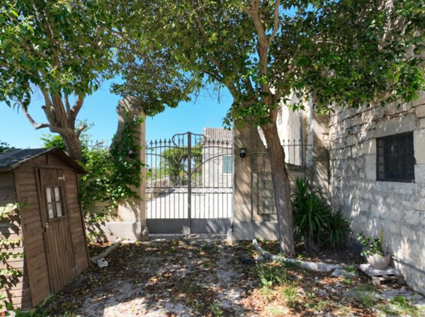 casa indipendente in vendita a Modica in zona Frigintini