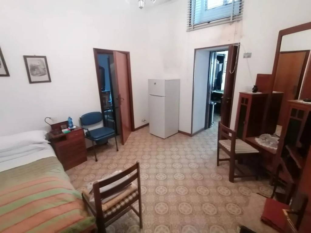 intera palazzina in vendita a Modica in zona Modica Bassa